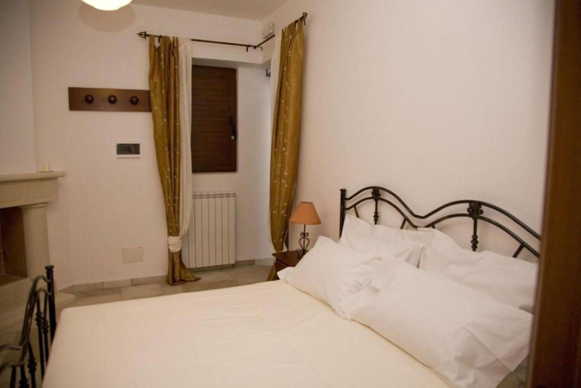 Pignata Bed & Breakfast Savelletri Exterior photo